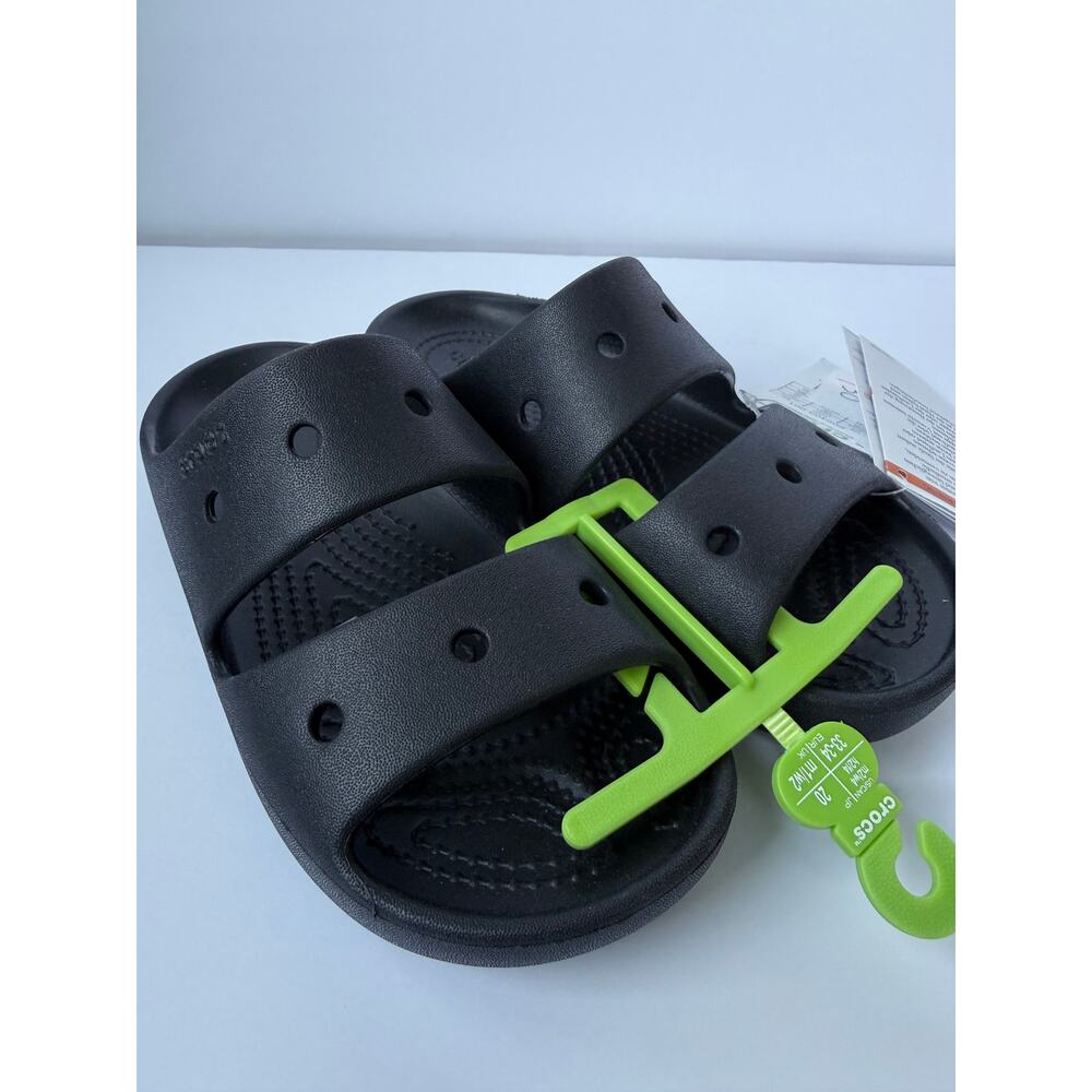 Crocs Classic Sandal V2 209403-001 Black Kids EUR 33-34 / US M2/W4 New With Tags